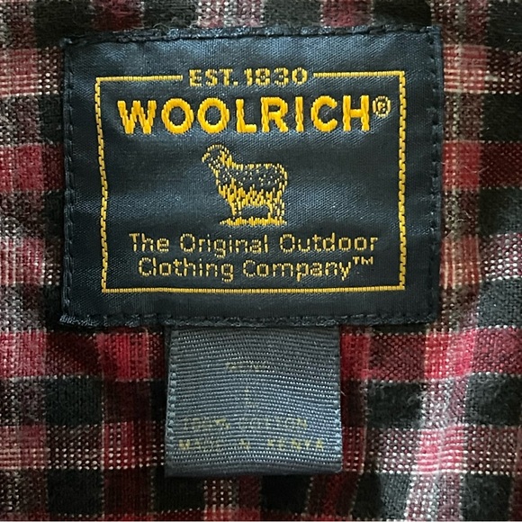 Woolrich Men's Flannel Shirt. - Picture 2 of 4